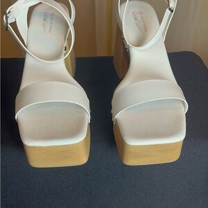 Elegant White Platform Sandals